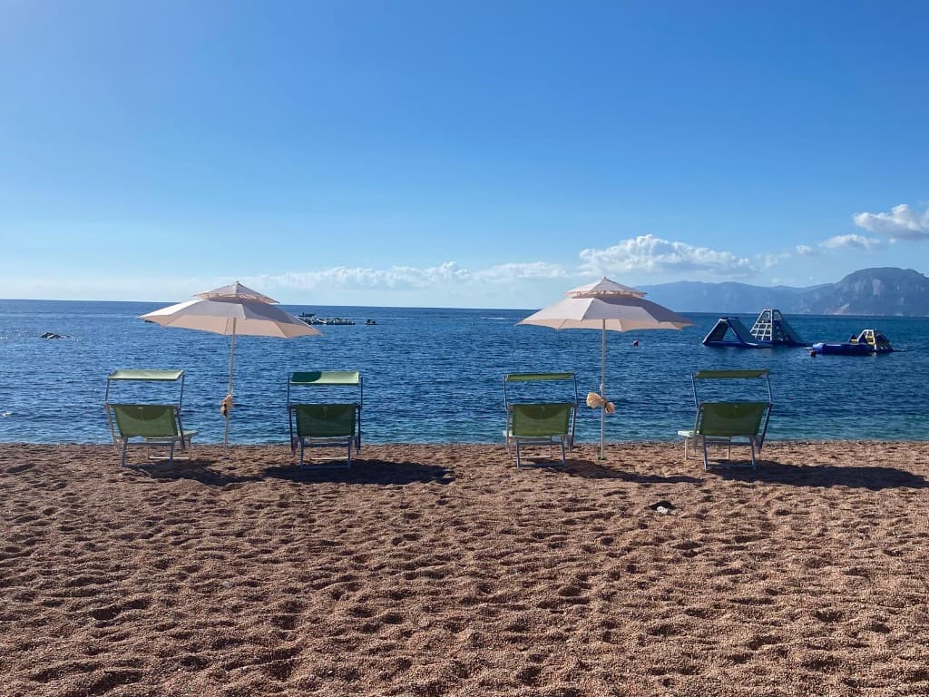 Sun loungers